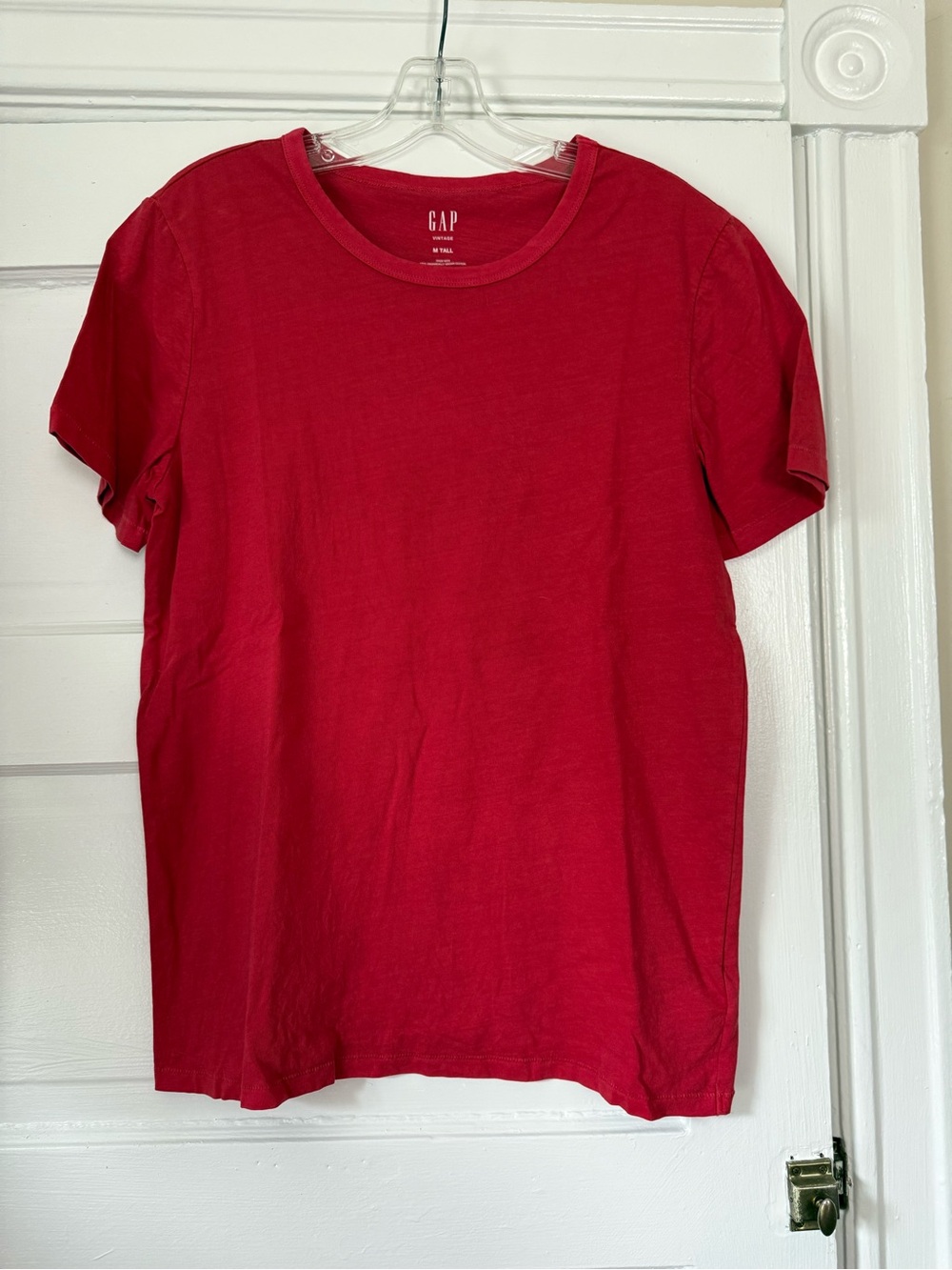 GAP Women's Red Short Sleeve Crewneck Tee